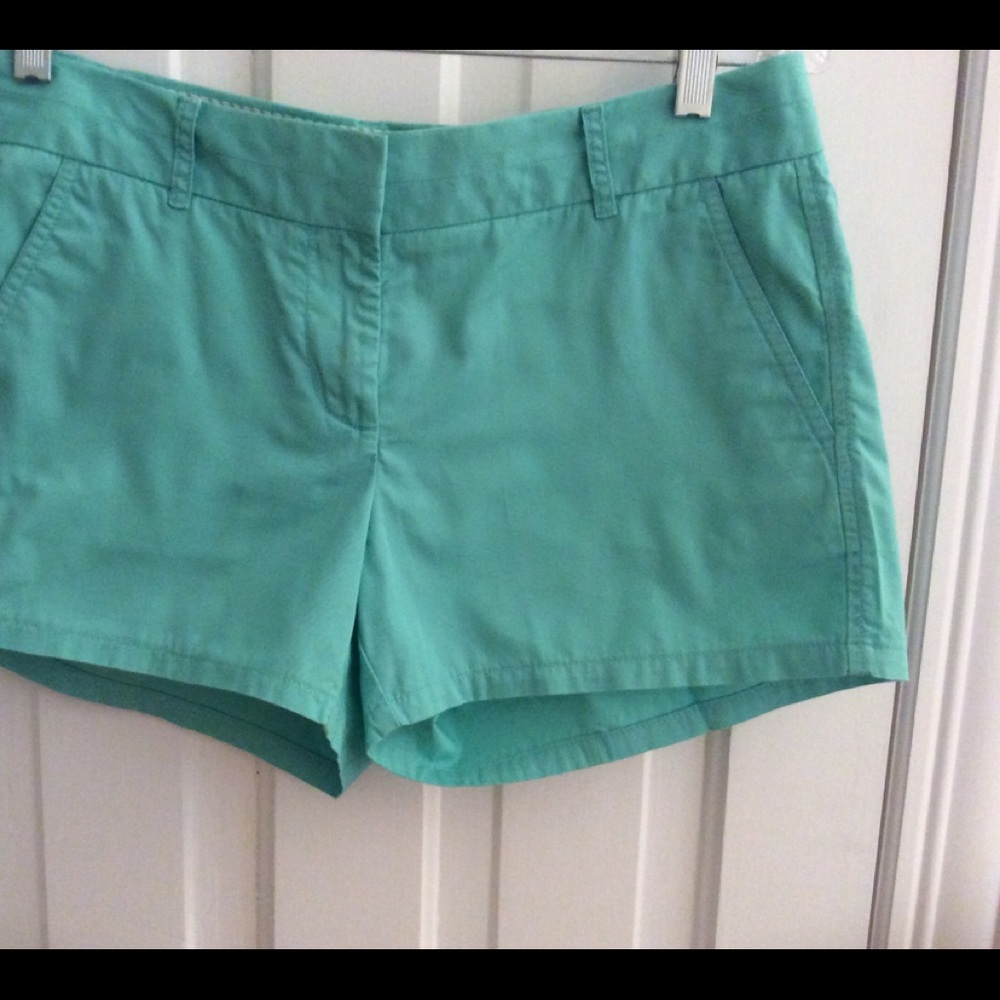 Size four? Lucky you - GRAB these J CREW shorts!